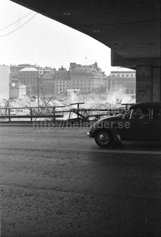 Hamngatan below Malmskillnadsgatan, Stockholm. (1973)