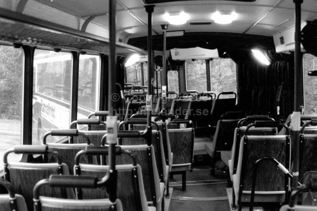 Interiör på ledbuss vid SL, Stockholm. (1987)