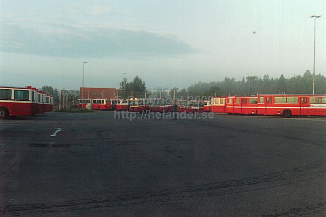 Early morning with sun and mist at the SL Bollmora depot (BAGA). (1987)