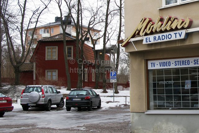 Mohlins El Radio TV, Pastellvägen 11, Johanneshov on March 13, 2011. See the same location in 1966 here.